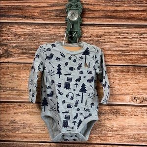 Baby Gap• Infant Long Sleeve Woodland Onesie